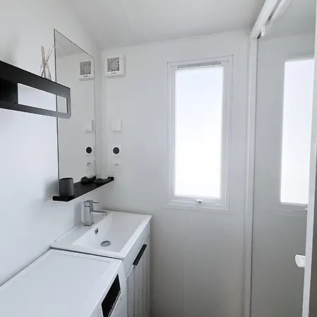 Kamp alanı Le Ti Buch Mobilhome En 4 Etoiles Avec Terrasse Plancha Et Climatisation La Teste-de-Buch