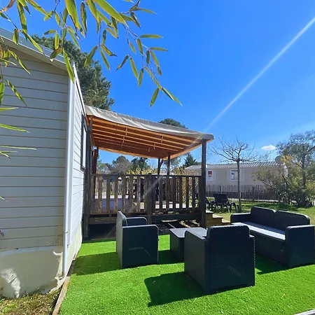 Kamp alanı Le Ti Buch Mobilhome En 4 Etoiles Avec Terrasse Plancha Et Climatisation