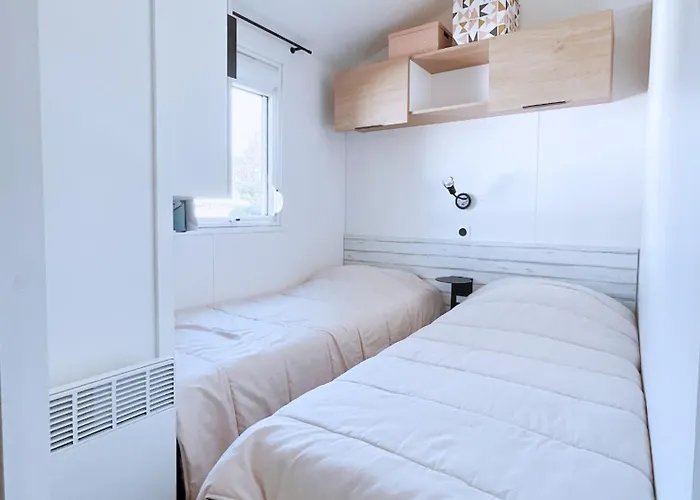 Le Ti Buch Mobilhome En 4 Etoiles Avec Terrasse Plancha Et Climatisation Camping *